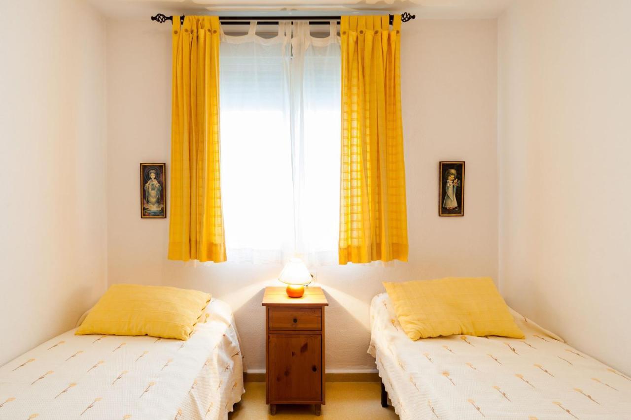 Duplex A Fontanilla Apartment โกนิล เด ลาฟรอนเตรา ภายนอก รูปภาพ